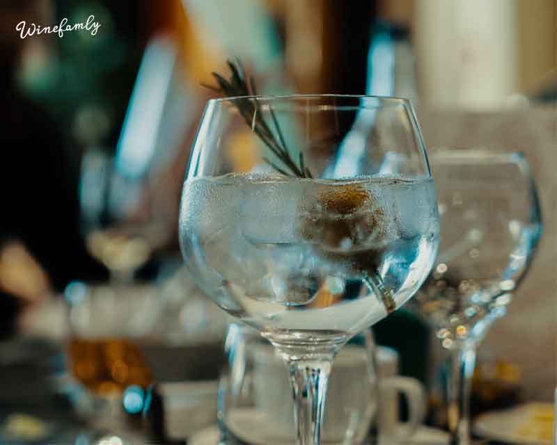 Smagen af Schweiz - gin fra Nginious